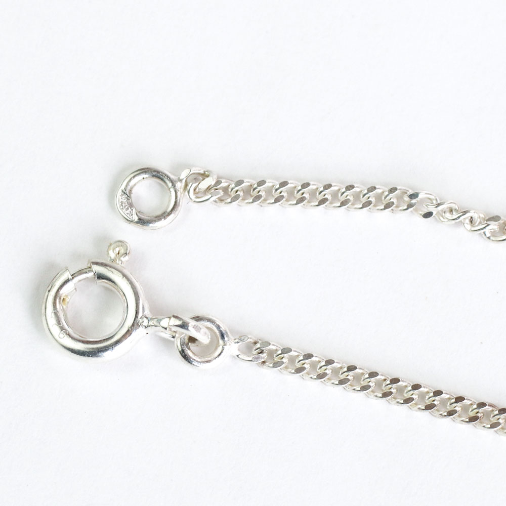 MD シルバーネックレスｰトリプルホース【015470】 | ギフト・小物