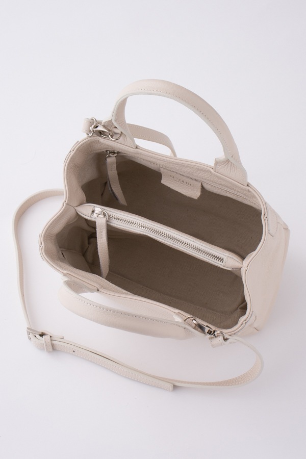 iPad2way쥶Хåܥ꡼[AL SOLITO] 17161/ALCE/LAMB