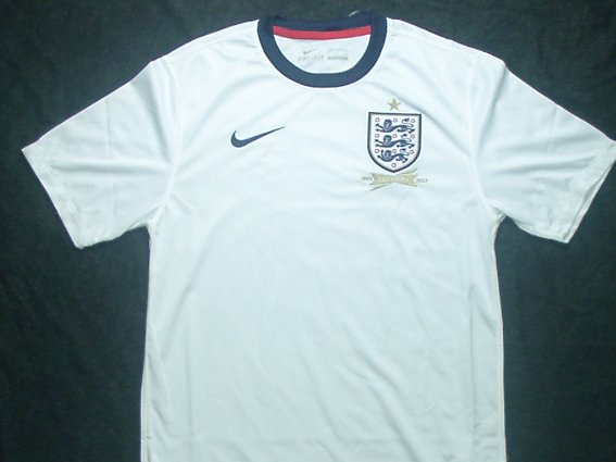 完売必至◆Nike◆ユーロカップ イングランド代表レプリカTシャツ fj4285-100_1.jpg