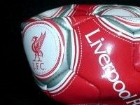 リバプール　チームオフィシャル　クレストサッカーボール＜5号サイズ＞　【他商品同梱OK・送料無料商品】|その他オフィシャルプロダクト|完売モデル（次回入荷未定）