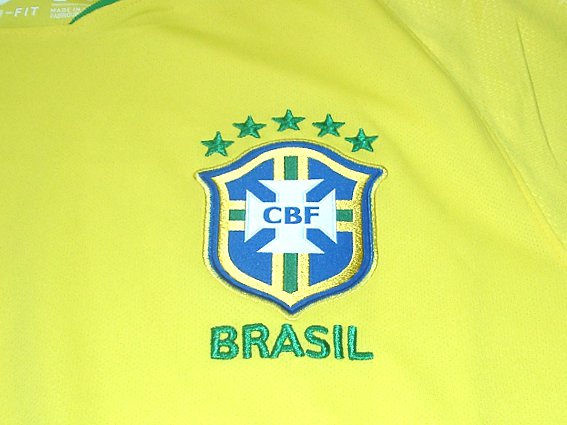 ブラジル代表 18 ホーム 半袖 ネイマール10/オフィシャルマーキング