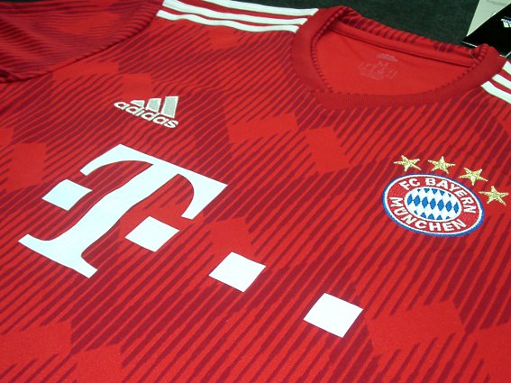 adidas バイエルン ゲームシャツ ホームユニフォーム　18　Ｍ　背番号 adidasアディダスFCバイエルン・ミュンヘンサッカーユニフォーム