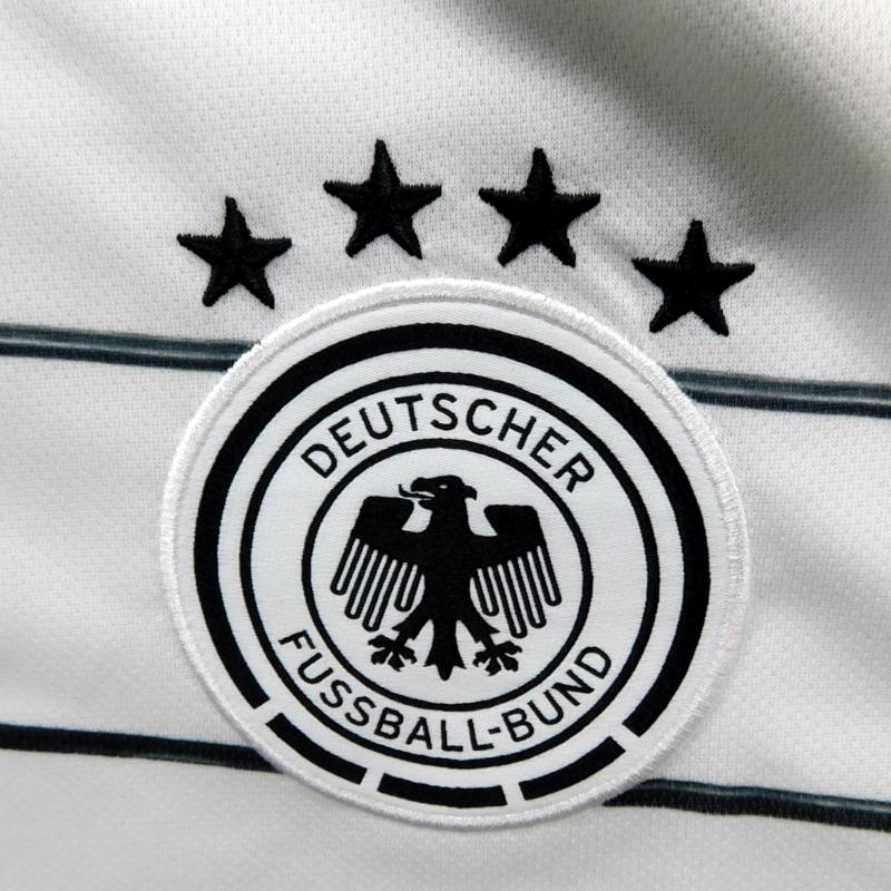 正規品新品☆ドイツ代表2020/2021ホームユニフォームXLサイズ☆アディダス 楽天市場】【SALE】【adidas】アディダス ドイツ代表 ホーム
