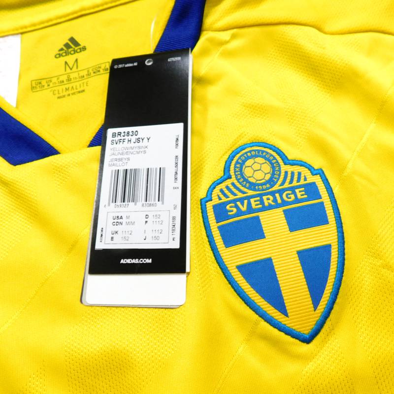 希少】adidas サッカー FIFA スウェーデン代表ジャージ