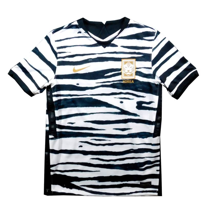 �ڹ���ɽ��20������������Ⱦµ������˥���˥ե����ࡡNIKE