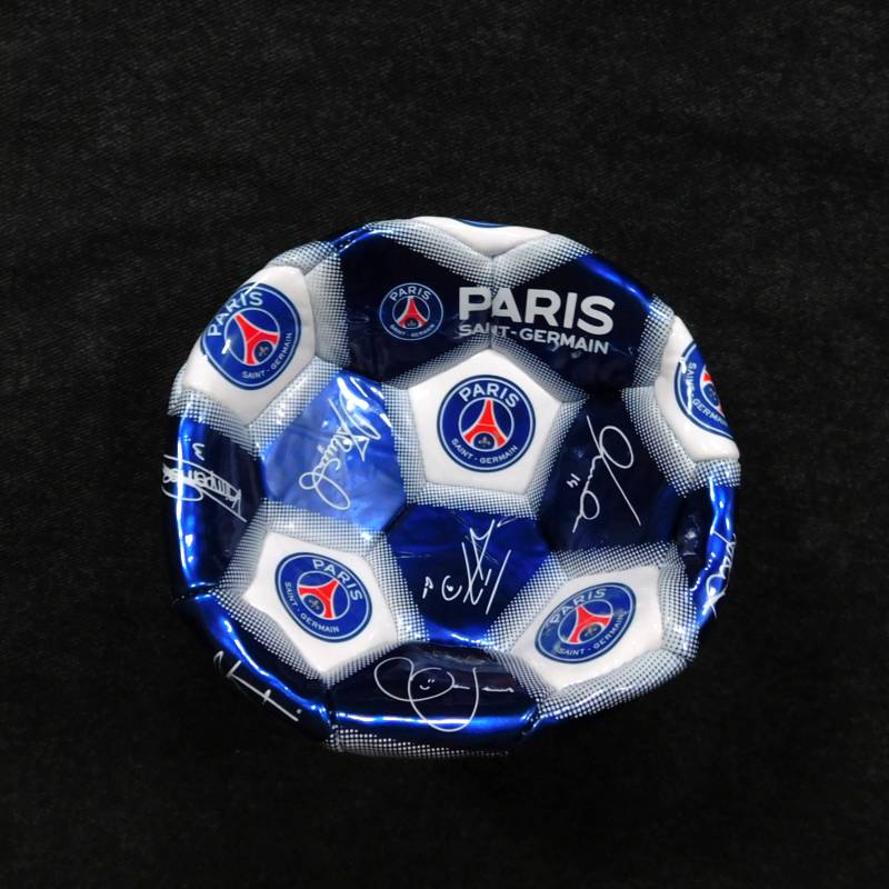 入手困難】パリサンジェルマンサッカーボール 入手困難】パリ