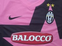 ユベントス 11　アウェイ　半袖　ユニフォーム　NIKE  ＜2011シーズン＞|セリエA|完売モデル（次回入荷未定）