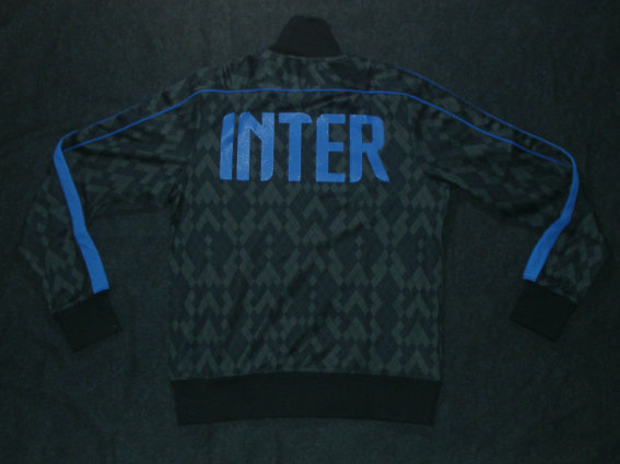 【超希少】11-12インテルNIKEトラックジャケット L 背面ビッグロゴ 青黒 インテル 11 AuthenticN98 トラックジャケット 長袖 NIKE＜ブラック