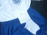 イングランド代表　09 ホーム　半袖　ジュニアユニフォーム・パンツ・ソックスセット　UMBRO＜ワールドカップ2010＞|欧州各国代表|完売モデル（次回入荷未定）