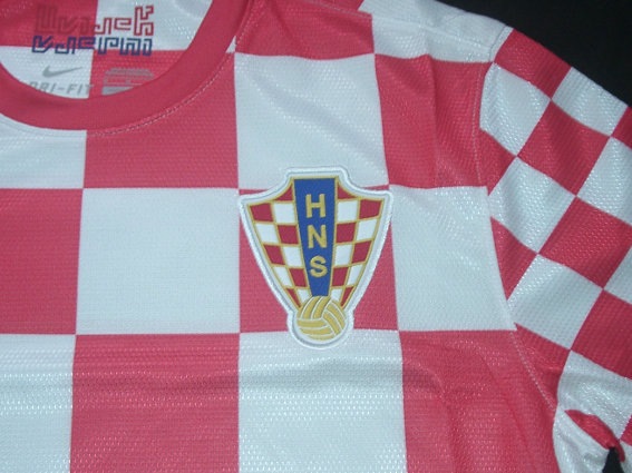 【美品】クロアチア代表2012ホームユニフォーム　Lサイズ　サッカー NIKE クロアチア代表 2012 ユニフォーム ホーム 半袖 レプリカ