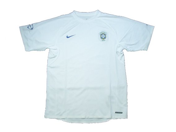 Nike ブラジル代表 トレーニングウェア　2006 Nike ナイキ 2006年 ブラジル代表 トレーニングウェア - メルカリ