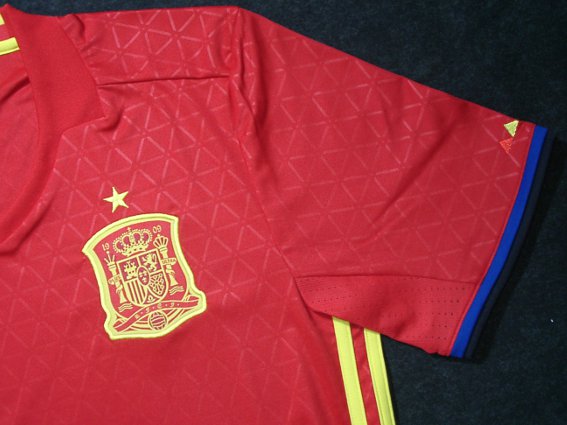 スペイン代表 16 ホーム 半袖 ユニフォーム Adidas ユーロ16 欧州各国代表 商品一覧 チーム名は50音順 スペイン代表 ユニフォーム 正規品サッカーショップ バルボラフットボール ユニフォーム マーキング サッカーグッズ