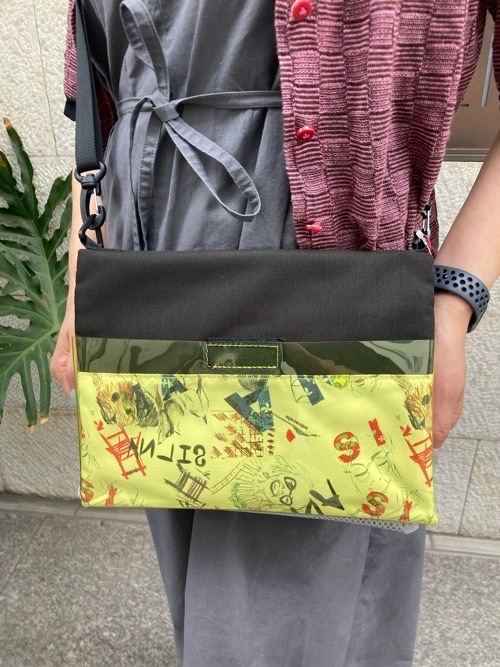 SILNA　MINACOLO　　両面使える　サコッシュ　　ＳＢ2510　YELLOW 　シルナ　ミナコロ