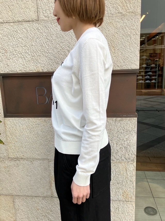 N°21 ヌメロヴェントゥーノ ヤシの木柄 ニット WHITE 24P-A054