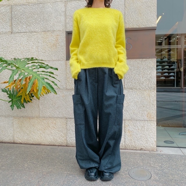 NO21 2024　モヘア　クルーネック　ニット　プルオーバー　　YELLOW/PINK　24I-A013-7086　ヌメロヴェントゥーノ　