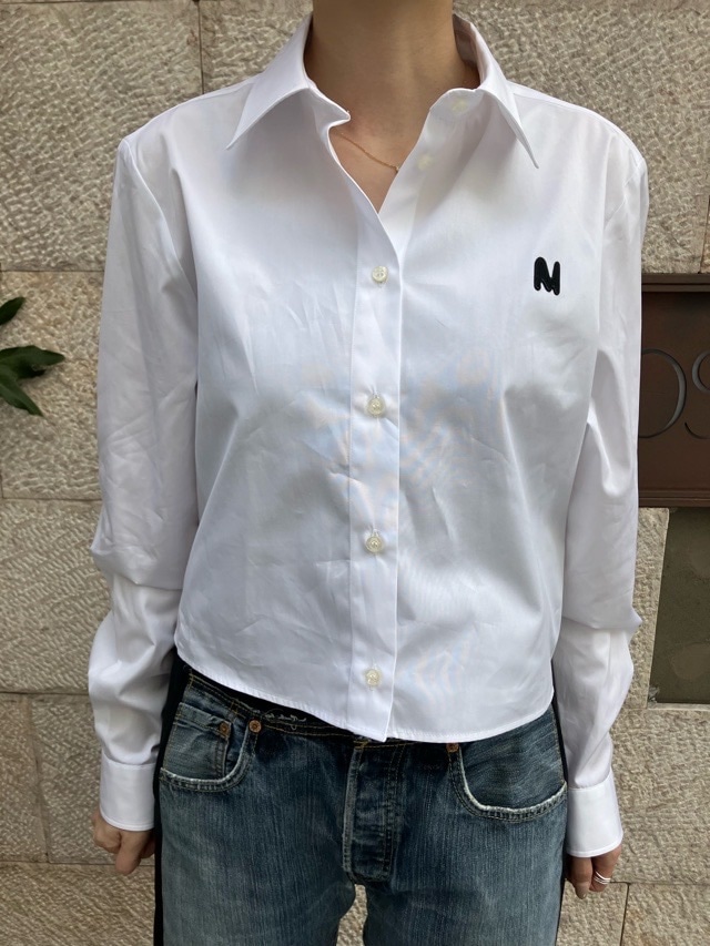 MSGM 胸ロゴ ショート丈 シャツ ブラウス  3941MDE19   WHITE (01) / BLUE STRIPE (82)  エムエスジーエム