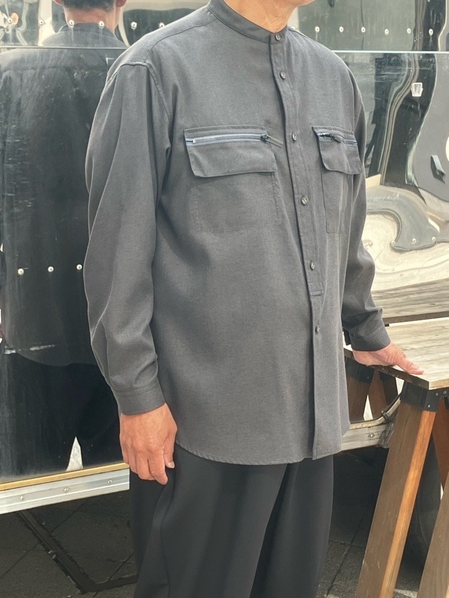 WhiteMountaineering　バンドカラ－シャツ　CHARCOAL GRAY　WM2573107　ホワイトマウンテニアリング