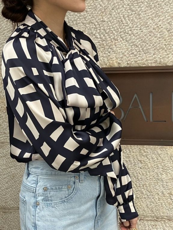 BEATINGHEART　格子柄 サテン ボウタイ ブラウス　 BB012L2     NAVY (B8）    ビーティングハート