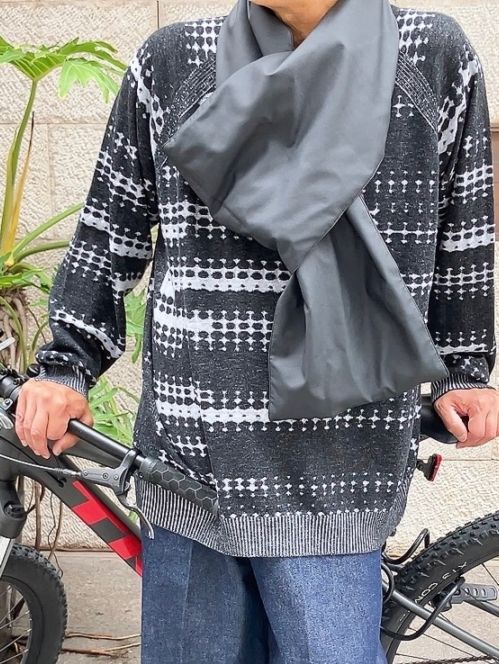 White Mountaineering　TAIONコラボレーションダウンマフラー　ホワイトマウンテニアリング　BK2573805  BLACK