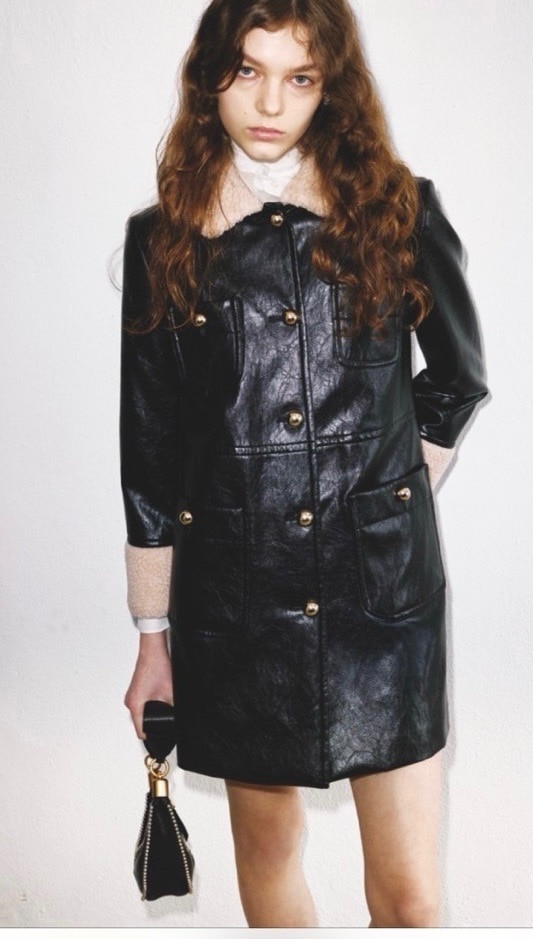 N°21　ヌメロヴェントゥーノ  ボアカラー エコレザー コート　25I-NZ11-2838　BLACK（9000）