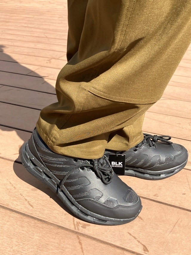 WhiteMountaineering　BK2671085　WATERPROOFスニーカー　BLACK　ホワイトマウンテニアリング　　