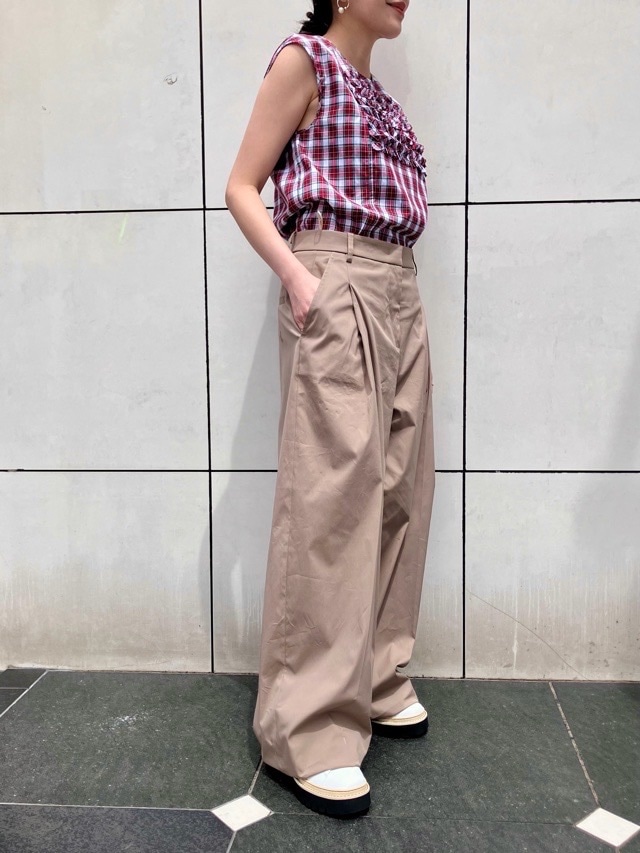 N°21　ヌメロヴェントゥーノ    ワンタック ワイドパンツ    26SW-B041-0296   BEIGE (1165)