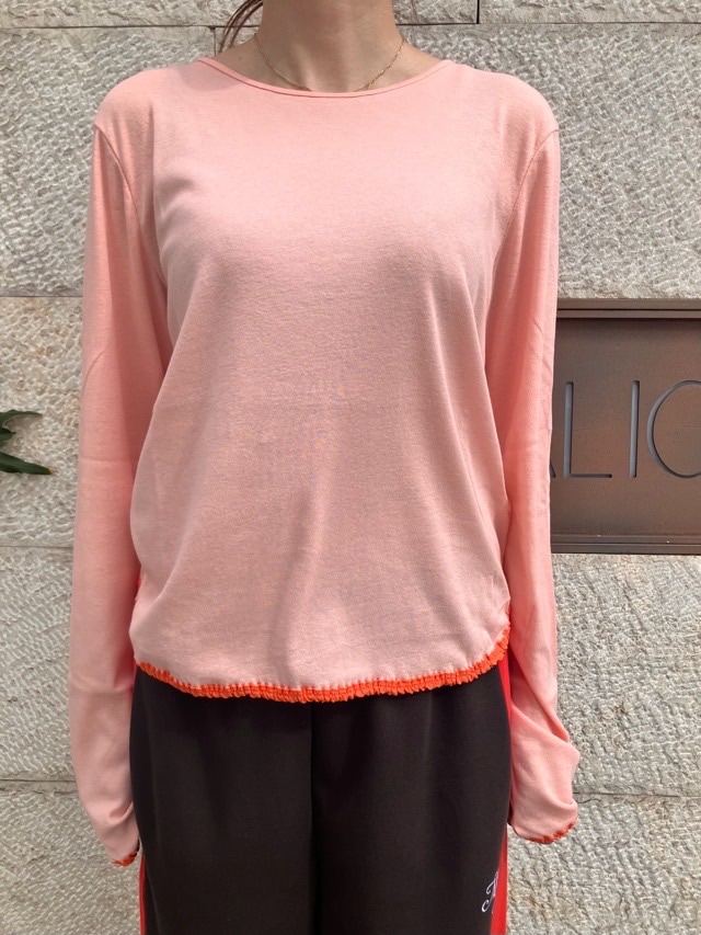 AKANEUTSUNOMIYA　アカネウツノミヤ　WAP－FCT37－2009  コットン カシミヤ パイピング カットソー  CHARCOAL GRAY / PINK