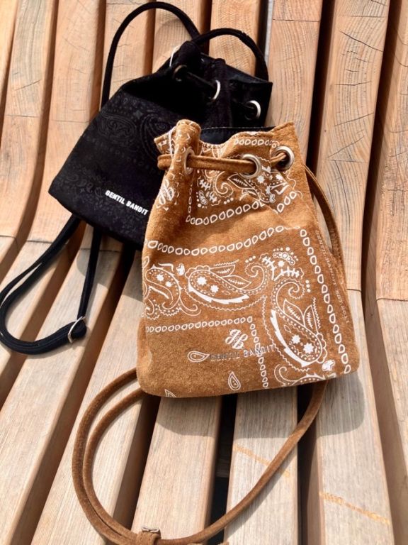 GENTIL BANDIT　ジャンティーバンティ　GB2010-CML  スエードレザー ドローストリング バッグ　CAMEL BROWN　