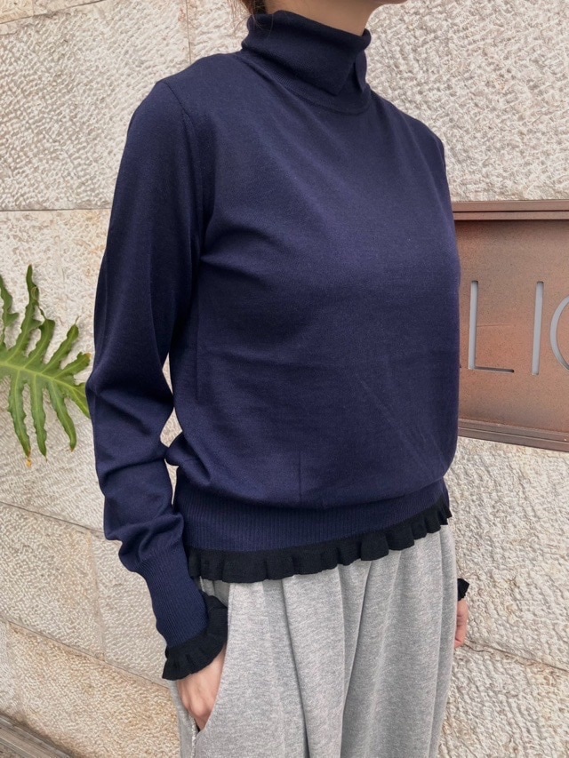 AKANEUTSUNOMIYA　アカネウツノミヤ　AKES-021 襟元カッティングタートルニット　NAVY/LIGHT GRAY