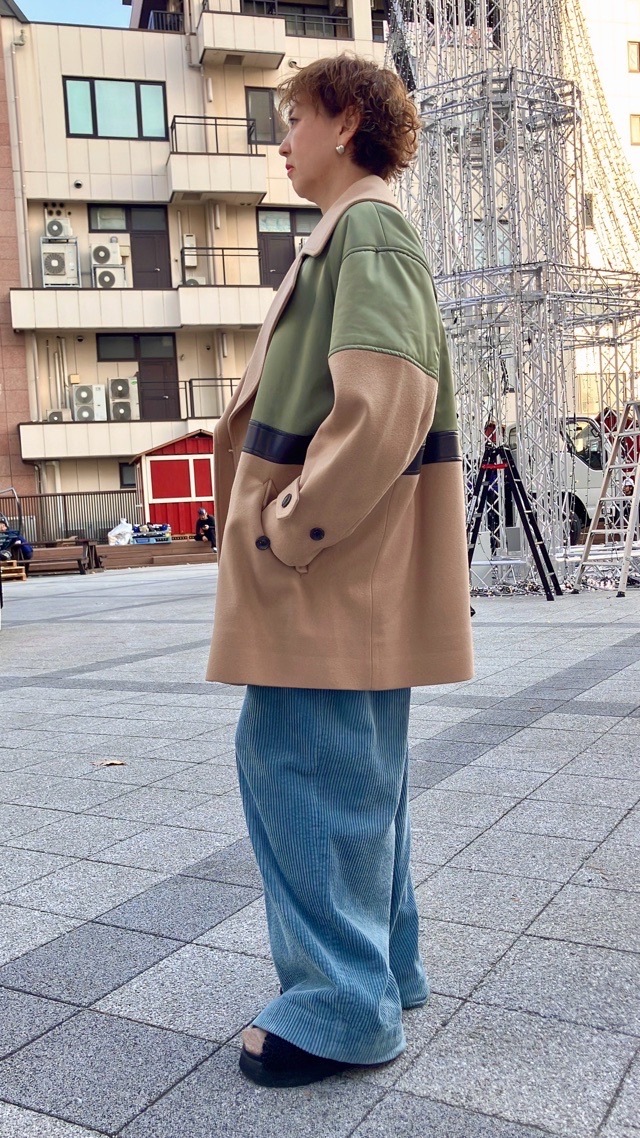 EZUMi エズミ 2025FW パテットバイカラーPコート BEIGE×KHAKI YEAW25CT02