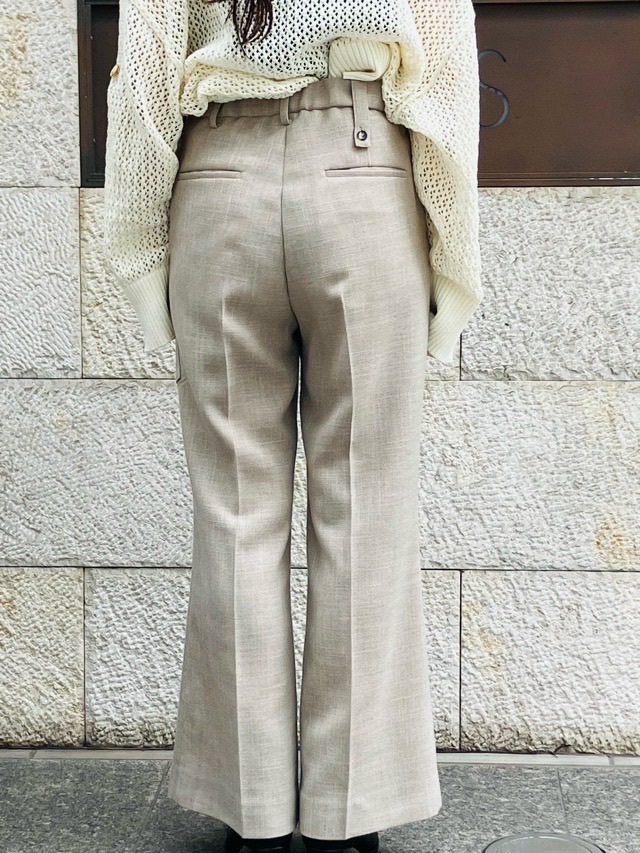 EZUMi  エズミ  フレアーパンツ YESS25PA01 ベージュ