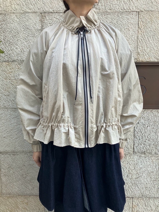 MARECHAL TELLE　背２重 タフタ ブルゾン　ZMT251BZ005　BLACK（009） /LIGHT BEIGE（031）/IVORY（003）/MUSCAT（324）　マルシャルテル