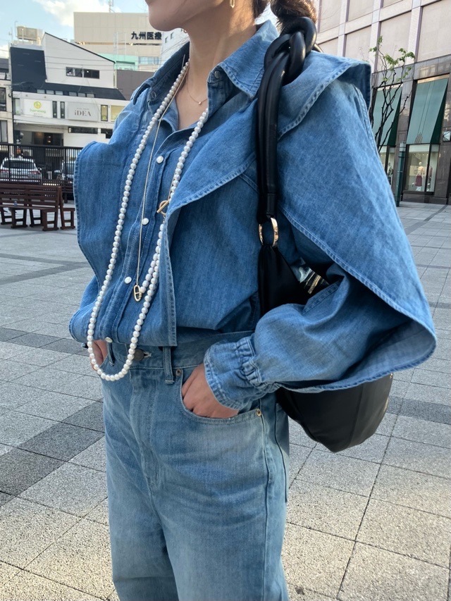 N°21　ヌメロヴェントゥーノ 25S-981NP01 三日月型 レザーバッグ Hobo  BLACK