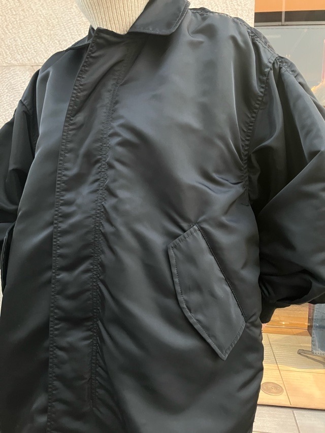 near.nippn ニア―ニッポン　 713-2526　ナイロンロングコート　ブラック