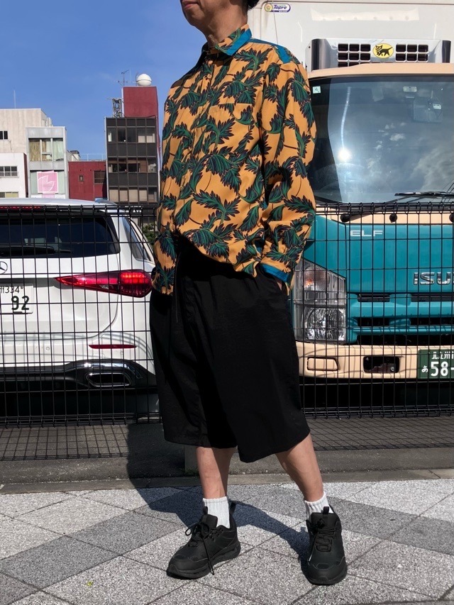 White Mountaineering ボタニカル柄オープンカラーシャツＷＭ2671111　ホワイトマウンテニアリング　MUSTARD 