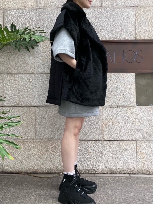 MARECHAL TERRE フェイクファースリ-ブレスアウター ZMT254VT313 (119)BLACK/(031)LIGHT BEIGE/(037)BROWNマルシャルテル