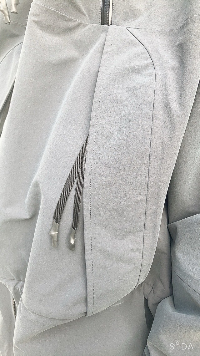 RAINMAKER　レインメーカー　RM242－002　モンスターパ－カ－　CHARCOAL GRAY