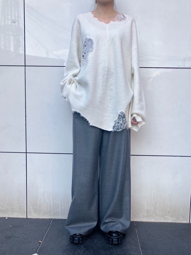 EZUMi エズミ エローデッド エンブロイダリ― セーター WHITE YEAW25KT05