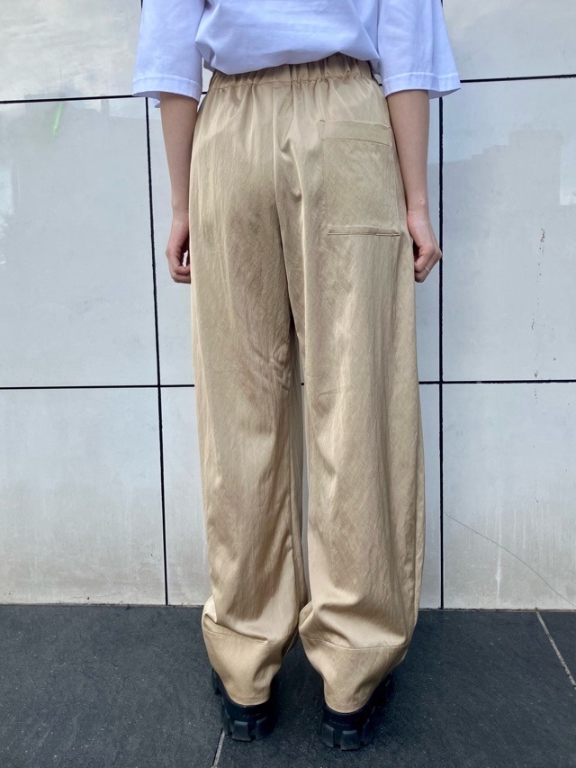 Harikae　フリル付き サテン バレル パンツ   BLACK / BEIGE  H0465　ハリカエ