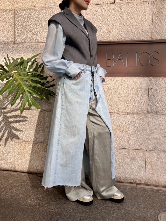 EZUMi エズミ 2026SS LEVI'S リメイクデニム ロングジレ YESS26JK06 GRAY