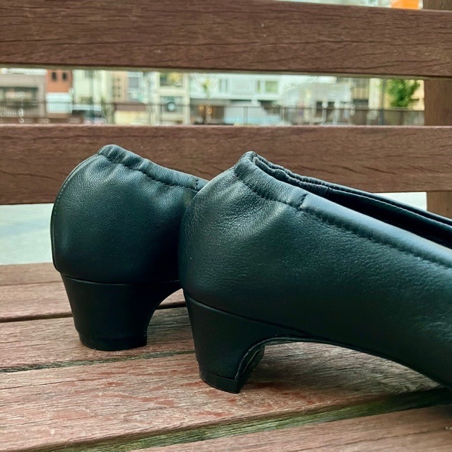 ALM. 牛革ローヒールパンプス AL119 BLACK /SILVER アルム