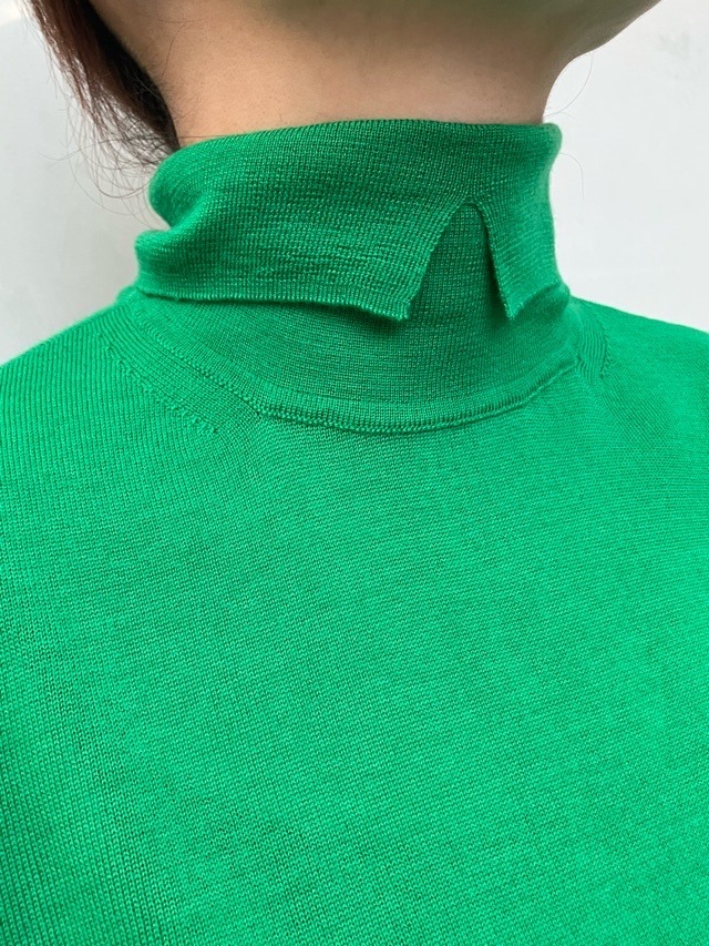 AKANE UTSUNOMIYA アカネ ウツノミヤ タ-トルカッティングニット WAO-FS22-2014 CHARCOAL /GREEN