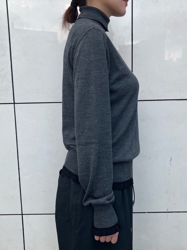 AKANE UTSUNOMIYA アカネ ウツノミヤ タ-トルカッティングニット WAO-FS22-2014 CHARCOAL /GREEN