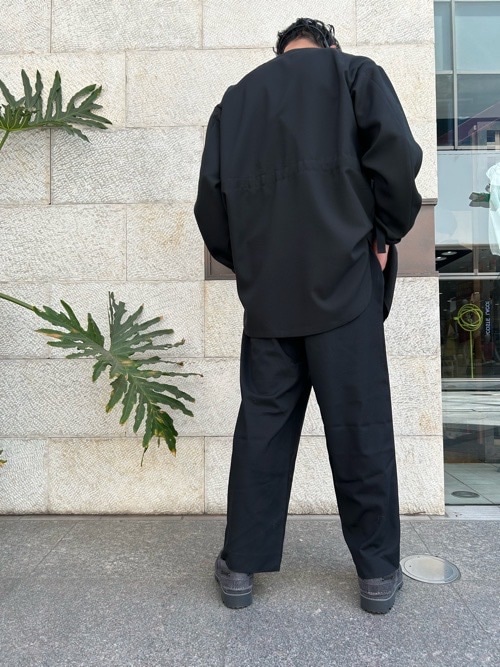 White Mountaineering ホワイトマウンテニアリング トロピカル ツータックパンツ BLACK WM2471401