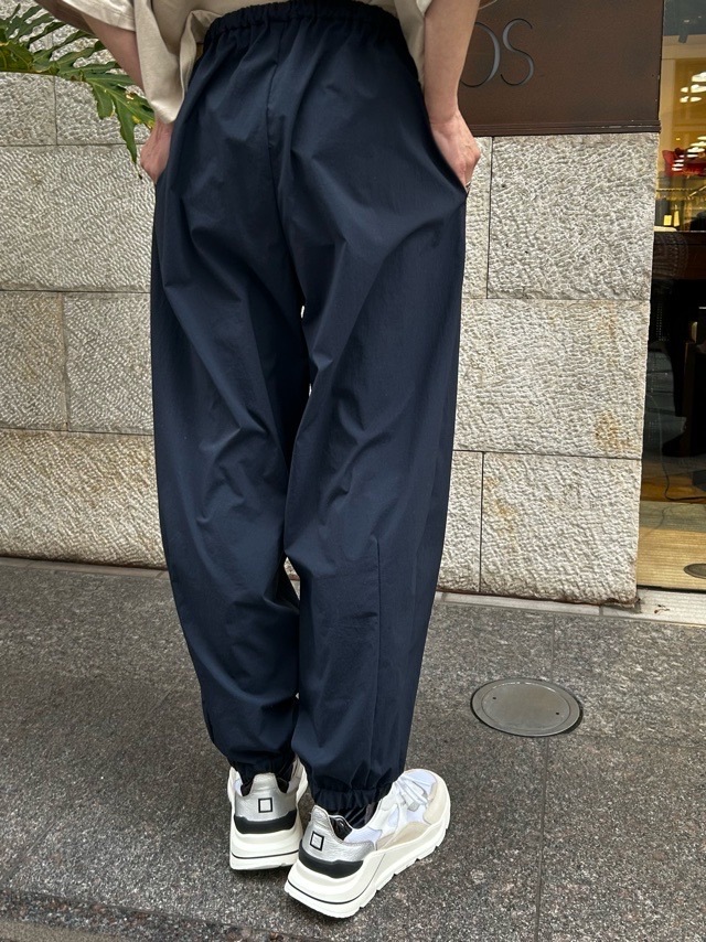 美品 OVERCOAT 5 スラックス ワイドパンツ 美品 OVERCOAT 5 Tuck