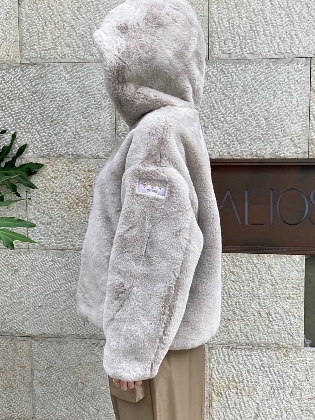 TATRAS　タトラス　エコファー フード付き ブルゾン  YUMOLA   LIGHT GRAY (08) / BLACK (01)　LJXA0039033588