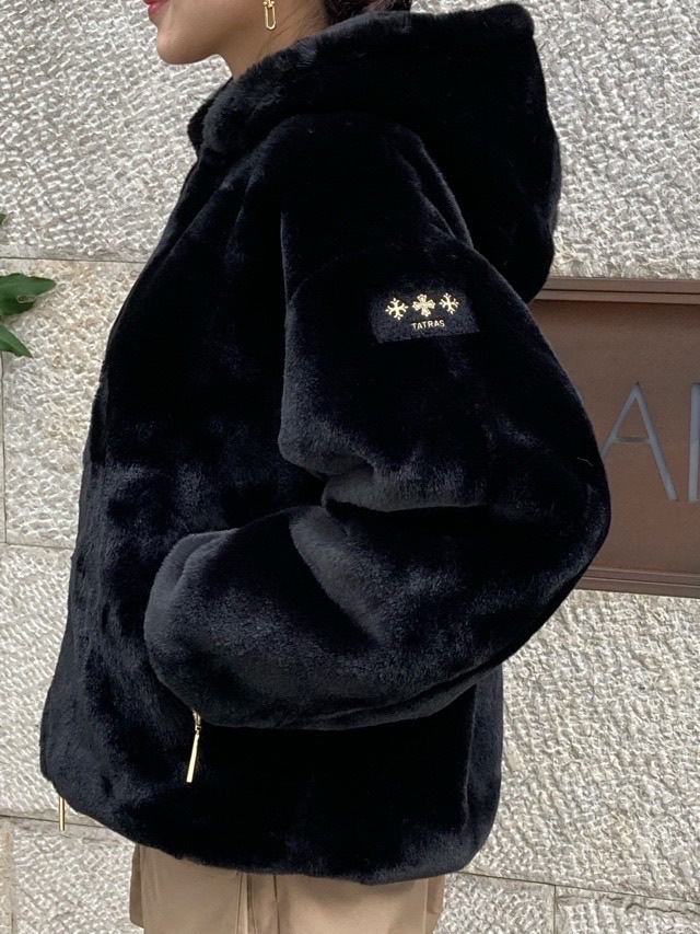 TATRAS　タトラス　エコファー フード付き ブルゾン  YUMOLA   LIGHT GRAY (08) / BLACK (01)　LJXA0039033588