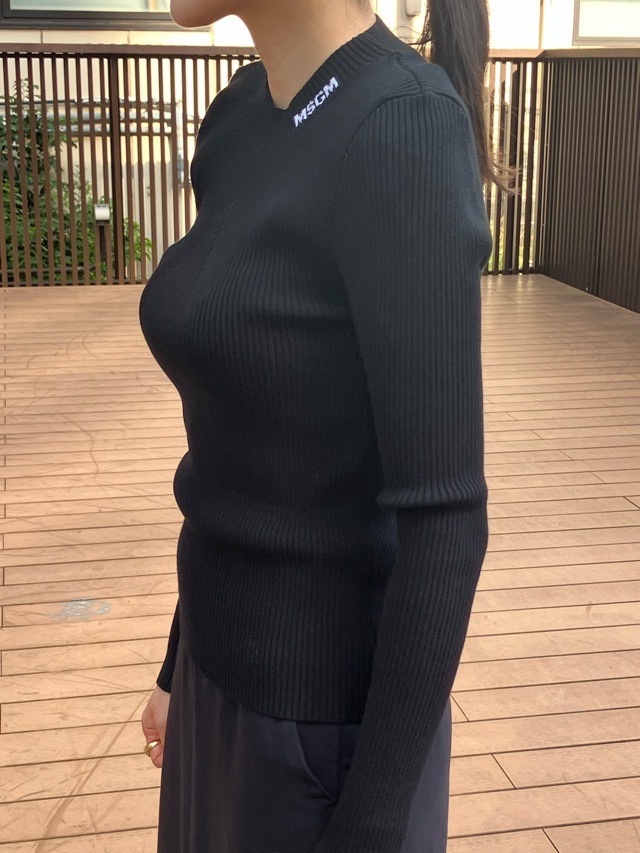 MSGM   ストレッチ リブ ジャガード ロゴニット セーター   3941MDM217    BLACK (99)   エムエスジーエム