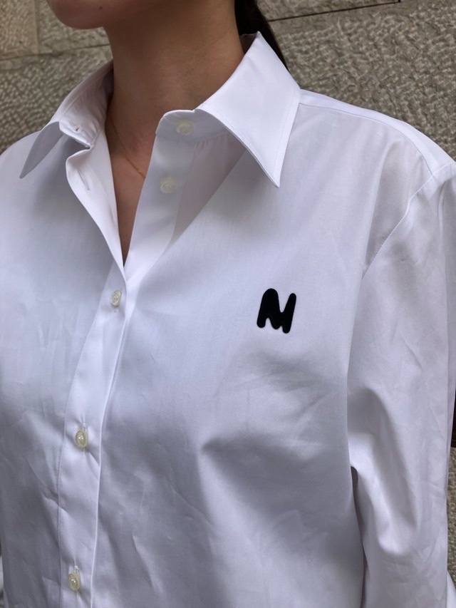 MSGM 胸ロゴ ショート丈 シャツ ブラウス 3941MDE19 WHITE (01) / BLUE STRIPE (82) エムエスジーエム