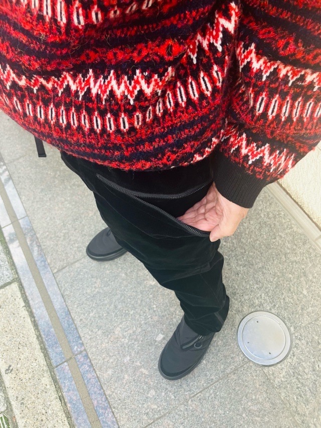 WhiteMountaineering　イージ―カーゴ パンツ  BLACK  WM2473404　ホワイトマウンテニアリング